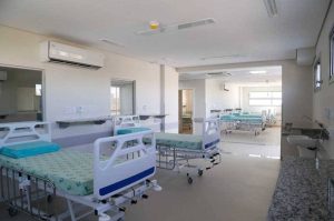 23/04/2020 Governador Carlos Massa Ratinho Junior, entrega leitos do Hospital Universitario de Londrina.
Foto Gilson Abreu