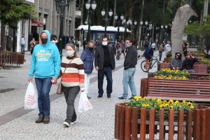 Reabertura do Comércio.Fotos: Ari Dias/AEN.