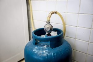 Pedir CPF na nota na compra do Gás de Cozinha agora gera bilhete em dobro para o consumidor 
Foto: Geraldo Bubniak/AEN