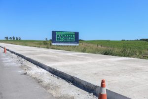 Pavimentação em concreto ca PRC-280 avança 1 Km por dia.  Palmas, 20/12/2021 -  Foto: Geraldo Bubniak/AEN