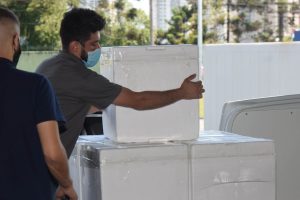 Mais 138 mil vacinas contra a Covid-19 para dose reforço chegam ao Estado - Curitiba, 22/12/2021