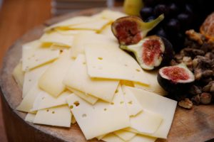 Lançamento do Prêmio Queijos do Paraná, com a presença do vice-gevernador Dárci Piana, no Mercado Municipal de Curitiba.