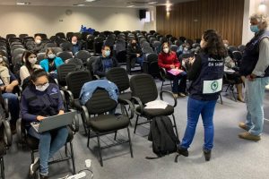 Equipes do Programa de Treinamento em Epidemiologia Aplicada aos Serviços do Sistema Único de Saúde, do Ministério da Saúde, seguem neste domingo (11) com o trabalho de coleta de dados e informações para a investigação sobre a circulação da variante Delta no Paraná. Nesta segunda-feira (12) terá início o trabalho de campo. -  Foto: SESA