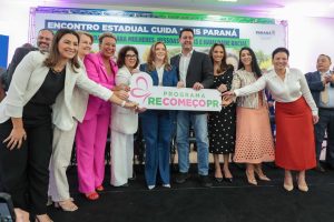 O governador Carlos Massa Ratinho Junior  participa do evento Encontro Estadual Cuida Mais Paraná, no Palacio Iguacu, em Curitiba nesta segunda-feira (31).