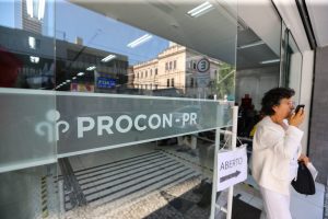 A Secretaria de Estado da Justiça, Família e Trabalho deferiu multas do Procon que ultrapassam o valor total de R$ 1 milhão a bancos, empresas de telefonia e planos de saúde que lesaram consumidores.  Curitiba, 17/06/2019 -  Foto: Geraldo Bubniak/ANPr
