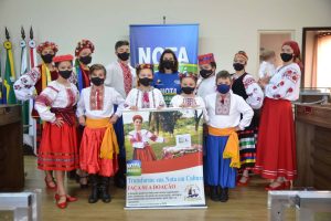 Ganhadores do sorteio de outubro recebem os prêmios do Nota Paraná  -  Curitiba, 14/10/2021  -  Foto: Thiago Henrique Ferreira da Silva