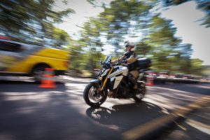 O governador Carlos Massa Ratinho Junior entrega nesta terça-feira (17) 431 novos veículos para a Polícia Militar. São 209 motocicletas  e 222 automóveis para diversas unidades, na Pedreira Paulo Leminski, em Curitiba.