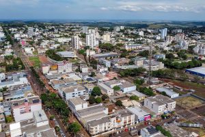 Medianeira, 16 de maio de 2024 - Drone da região central da cidade de Medianeira, região oeste do Paraná.