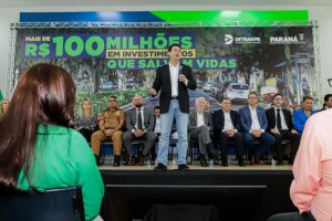 Curitiba, 12 de junho de 2024 - O governador Carlos Massa Ratinho Jr. anuncia investimentos de mais de R$ 100 milhões para o Detran.