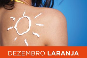 Dezembro é sinônimo de início do verão, sol, dias mais quentes, e também de chamar a atenção da população para o câncer de pele, com a campanha Dezembro Laranja. O objetivo da ação é conscientizar sobre a doença, uma das mais incidentes no Brasil. - Curitiba, 03/12/2021