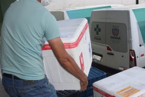 Saúde inicia semana com distribuição de mais 121 mil vacinas contra a Covid-19  -  Curitiba, 10/01/2022