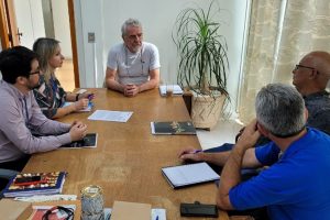 Gerentes da Sanepar anunciam obras de ampliação do sistema de esgoto ao município. Comissão da igreja, Sanepar e Prefeitura devem firmar parceria para revitalizar área da Gruta Nossa Senhora de Lourdes _ Realeza,  07/04/2022