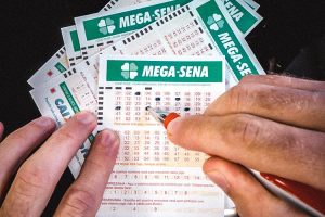 São Paulo - Brasil - Cartão da Mega Sena sendo preenchido. Foto: Rafael Neddermeyer/ Fotos Públicas