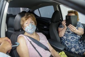 19.02.2021 - Vacinação Covid-19, na Igreja Santo Antonio em Curitiba.
Foto: Gilson Abreu/AEN