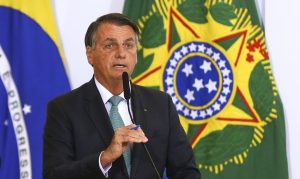 O presidente Jair Bolsonaro durante anúncio de avanços no programa federal de habitação, o Casa Verde e Amarela.
