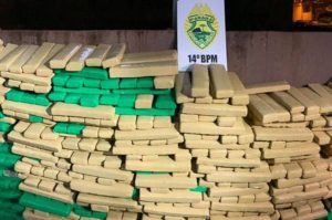 Um balanço divulgado pelo 5º Comando Regional da Polícia Militar (5º CRPM) aponta um aumento de 50% na apreensão de drogas no 1º Semestre de 2021, foram mais de 45 toneladas de entorpecentes. O resultado compreende as regiões Oeste e Sudoeste do estado, que fazem divisa com o Paraguai, Argentina e o estado de Santa Catarina. - Curitiba, 09/07/2021  -  Foto: PMPR