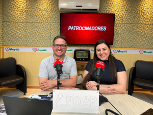 Retrato no ar em estúdio de rádio