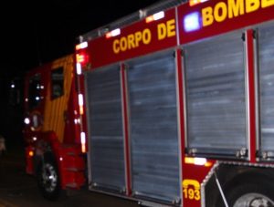 bombeiros-caminhão