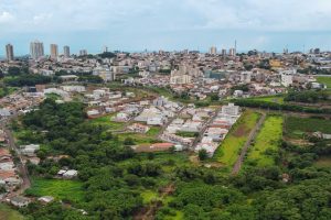 Cornélio Procópio, 07 de dezembro de 2023 - Drone da cidade de Cornélio Procópio, localizada na região Norte Pioneiro do Paraná.