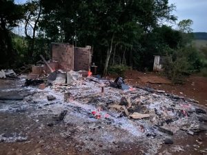 homem-morre-queimado-01