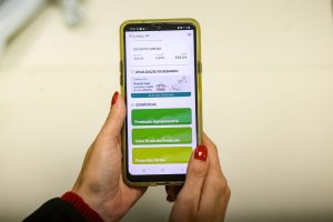 Aplicativo Paraná Agro facilita acesso a dados da agropecuária paranaense -