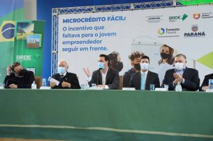 Governador Carlos Massa Ratinho Junior lança Programa de Microcrédito para Jovens Empreendedores. Palácio Iguaçu, 16/08/2021.
Foto: José Fernando Ogura/AEN