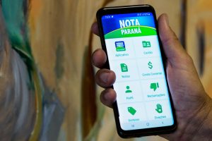 Os créditos para quem colocou CPF na nota nas compras de março serão liberados nesta terça-feira (08/06). No total, serão liberados R$ 14,1 milhões, sendo R$ 12,6 para consumidores com CPF identificado e R$ 1,4 milhão para entidades com CNPJ informado. -  Curitiba, 08/06/2021  -  Foto: Geraldo Bubniak/AEN