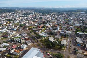 Palmas, 30 de março de 2023 - Drone da região central de Palmas, cidade na região sudoeste do Paraná.